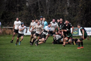 Rugby : Tence accroche le bonus défensif contre le leader