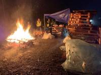 Monistrol-sur-Loire : la pluie s&#039;invite, les Gilets jaunes persistent