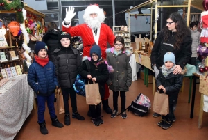 Yssingeaux : après la classe, l&#039;école Saint-Gabriel se transforme en marché de Noël