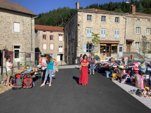 Riotord : l&#039;opération &quot;Vide ta chambre&quot; a débuté ce dimanche devant l&#039;école privée