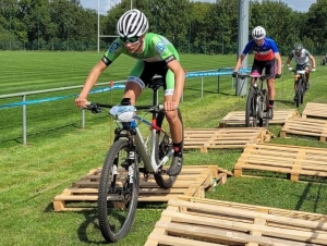 VTT : victoire en duo pour l&#039;UC Puy-en-Velay