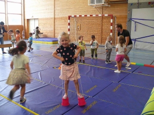 Les maternelles de Grazac s’initient à la gymnastique