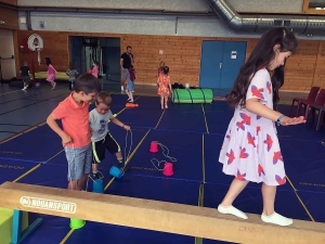 Les maternelles de Grazac s’initient à la gymnastique