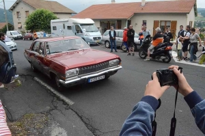 Dunières : de vieux objets et des voitures anciennes dimanche sur le parking du gymnase