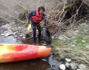 Bas-en-Basset : un sacré nettoyage de la Loire