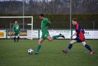 Les arbitres savent aussi jouer au football