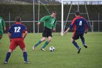 Les arbitres savent aussi jouer au football