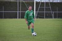 Les arbitres savent aussi jouer au football