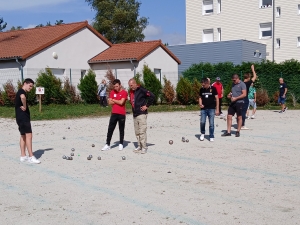 Montfaucon-en-Velay : 72 doublettes au concours de pétanque du foot