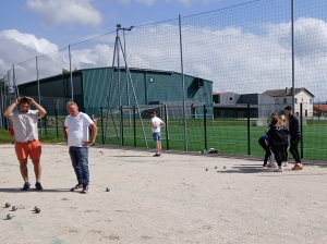 Montfaucon-en-Velay : 72 doublettes au concours de pétanque du foot