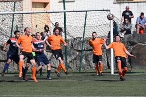 Foot, coupe : La Séauve s&#039;offre le derby et les quarts contre Saint-Didier/Saint-Just