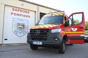 La première ambulance 4x4 des pompiers affectée à Fay-sur-Lignon