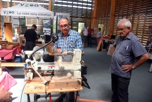 Bas-en-Basset : 18 exposants au 3e salon &quot;Autour du bois et de la maison&quot;