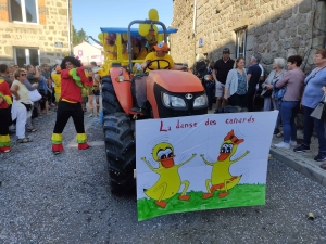 Saint-Pal-de-Mons : embouteillage de classards dans les rues du village (vidéo)