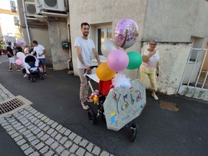 Saint-Pal-de-Mons : embouteillage de classards dans les rues du village (vidéo)