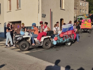 Saint-Pal-de-Mons : embouteillage de classards dans les rues du village (vidéo)