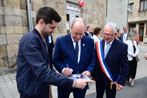 A Saint-Pal-de-Chalencon, le prince Albert de Monaco remonte le temps