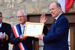 A Saint-Pal-de-Chalencon, le prince Albert de Monaco remonte le temps