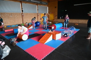 Saint-Maurice-de-Lignon : le cirque pour créer du lien entre parents et enfants