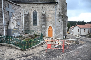 Saint-Julien-Molhesabate : les travaux d&#039;aménagement font ressortir l&#039;eau