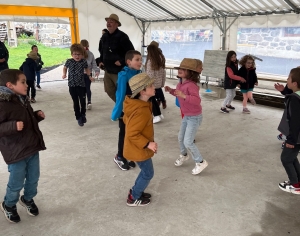 Séjour « autour du monde » pour les élèves de l’école Saint-Joseph de Dunières