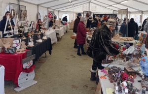 Retournac : le marché de Noël est en place ce dimanche dans le bourg