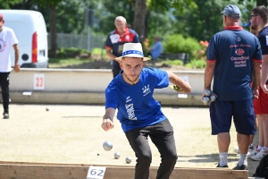 Pétanque : 128 doublettes au départ, 16 qualifiées au Régional de Sainte-Sigolène