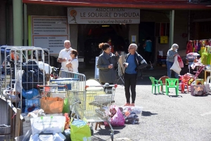 Dunières : le Sourire d&#039;Houda, une brocante solidaire pour une action humanitaire