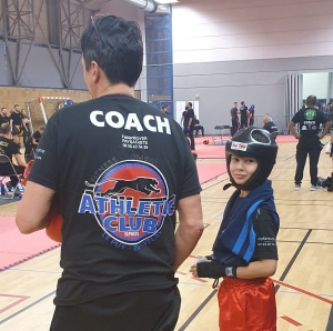 Kick-boxing : Ayoub Bouissane de l&#039;Athlétic-Club du Puy champion, Guy Bizimana vice-champion