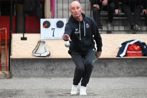 Pétanque : les vétérans de Vals conservent leur titre départemental