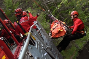 Pompiers de la Loire et de la Haute-Loire sur un entraînement périlleux à Yssingeaux et Grazac