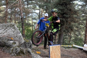 Saint-Maurice-de-Lignon : Johan Pabiou décroche le titre régional de VTT trial