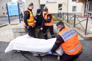 Les pompiers enchaînent les exercices sur le marché, les entreprises et les commerces à Yssingeaux