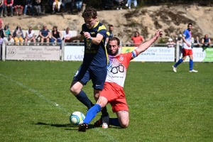 Foot, coupe : Sucs et Lignon poussif contre Montfaucon-Montregard