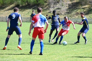 Foot, coupe : Sucs et Lignon poussif contre Montfaucon-Montregard