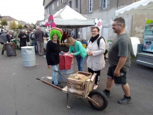 Fay-sur-Lignon : une centaine d&#039;exposants au vide-grenier