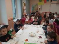 Yssingeaux : un petit-déjeuner équilibré à l&#039;école Jean-de-la-Fontaine