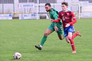 Foot, D1 : Dunières se rate, Vals remonte