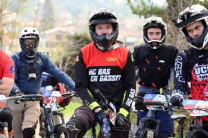 Dorian Sigaud au-dessus du lot sur l&#039;enduro VTT des Salamandres à Chaspinhac