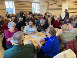 Saint-Julien-Molhesabate : coinche et tombola avec l&#039;aumônerie Saint-Julien