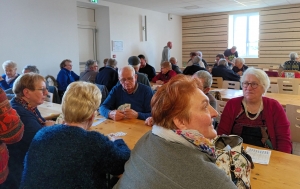 Saint-Julien-Molhesabate : coinche et tombola avec l&#039;aumônerie Saint-Julien