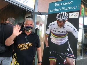 Monistrol-sur-Loire : les supporters de Jordan Sarrou ensemble devant la télé pour l&#039;encourager