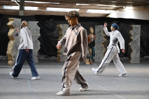 Monistrol-sur-Loire : l&#039;usine JTTI transformée en salle de danse pour le spectacle de Jade Janisset