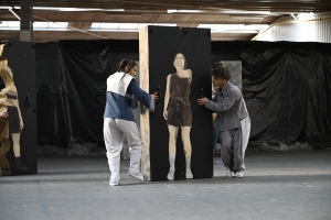 Monistrol-sur-Loire : l&#039;usine JTTI transformée en salle de danse pour le spectacle de Jade Janisset