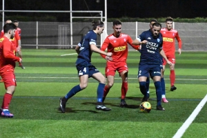 Foot, R2 : pas de vainqueur entre les invaincus Monistrol et Roanne