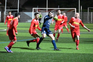 Foot, R2 : pas de vainqueur entre les invaincus Monistrol et Roanne