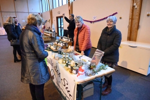 Bas-en-Basset : 63 exposants sont installés au marché de Noël au gymnase