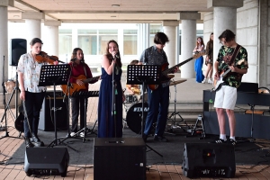 Monistrol-sur-Loire : les anciens du lycée Léonard-de-Vinci de retour pour fêter les 30 ans