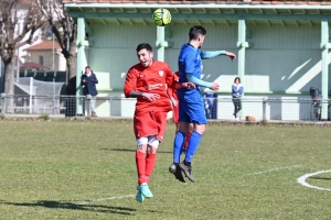 Foot, D2 : Tence et Brives 2 dos à dos