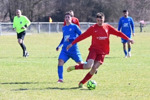 Foot, D2 : Tence et Brives 2 dos à dos